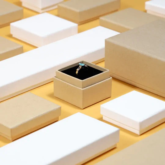 FSC_Certified_Shoulder_Boxes_for_Sustainable_Packaging