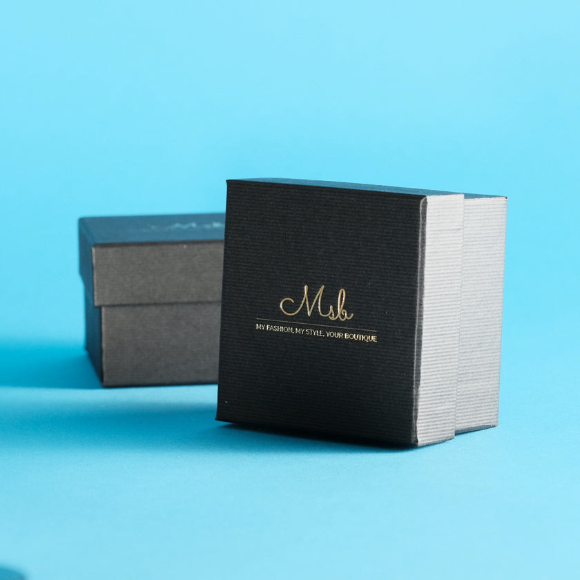elegant bracelet watch box with plush interior