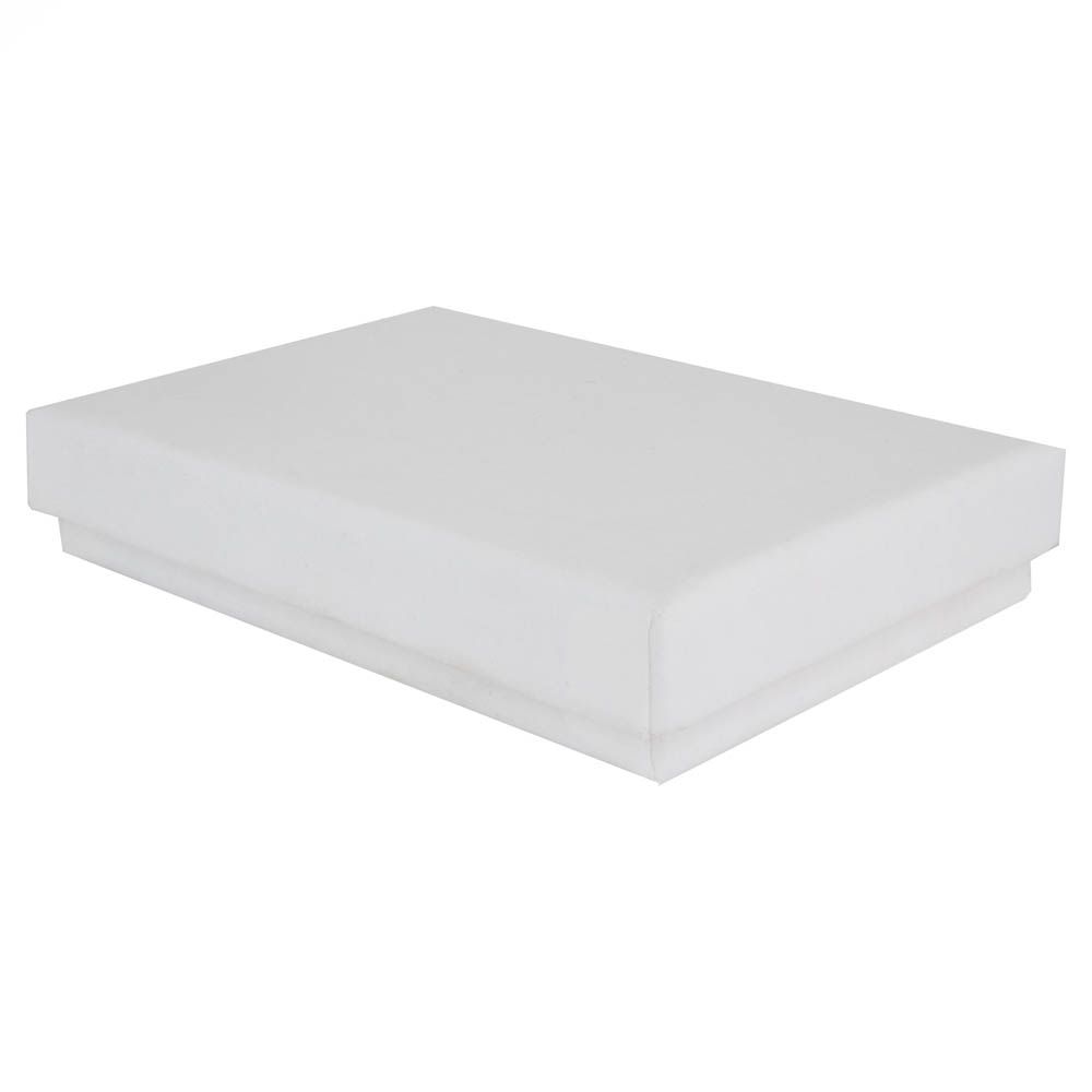 White rectangle recyclable eco kraft box with closed lid.
