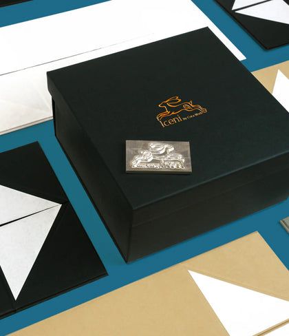 luxury foil branded gift boxes