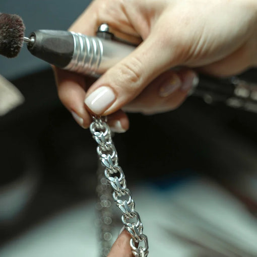 A Guide to Anti-Tarnish: How to Protect Your Jewellery